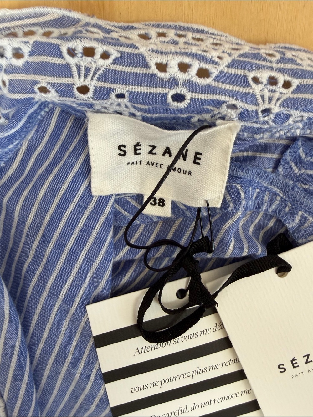 NWT Sezane Tracy Open-Back/Tie-Back Blouse Embroidered Trim - Picture 7 of 10